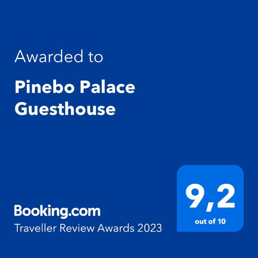 אולריצהאם Pinebo Palace Guesthouse מראה חיצוני תמונה